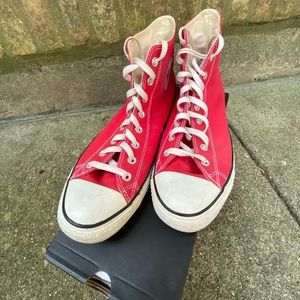 Men’s Converse Chuck Taylor High Top All Star Gym Shoes